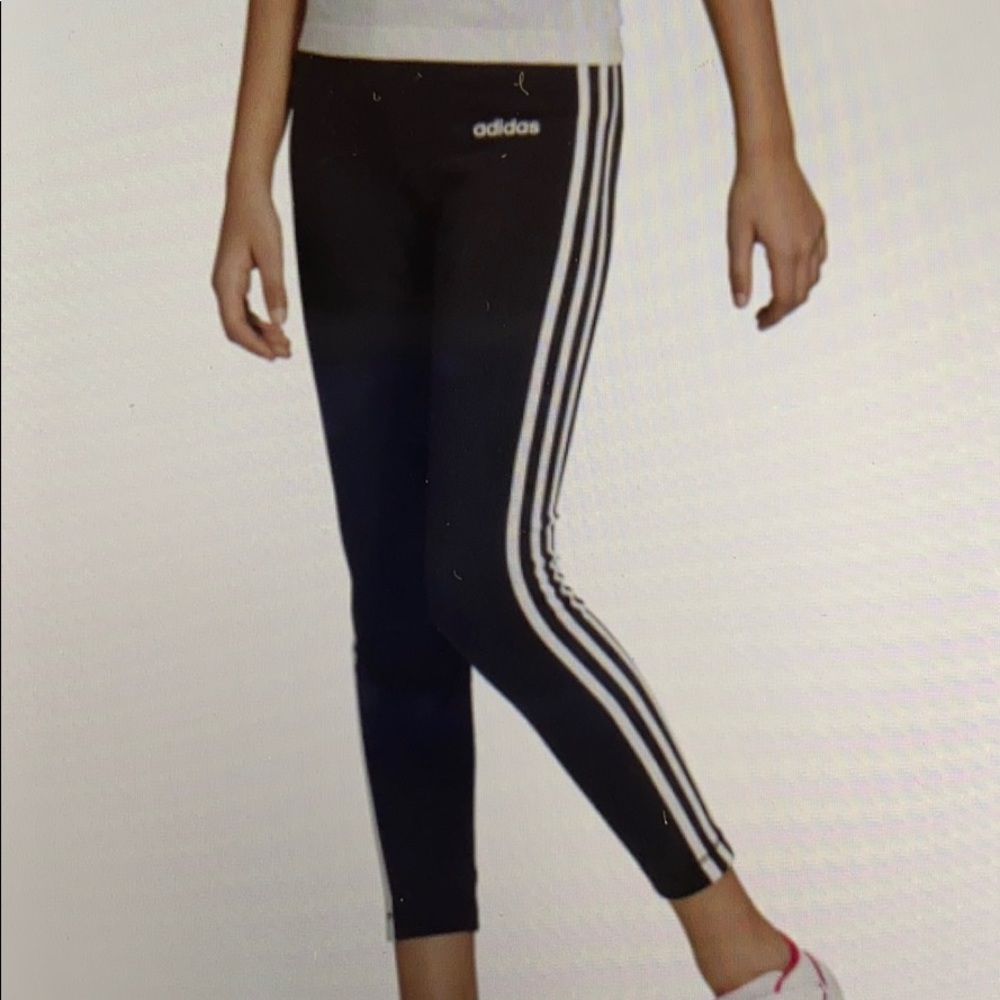 Black Adidas leggings